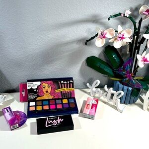 Makeup 💄 Bundle of goodies!!